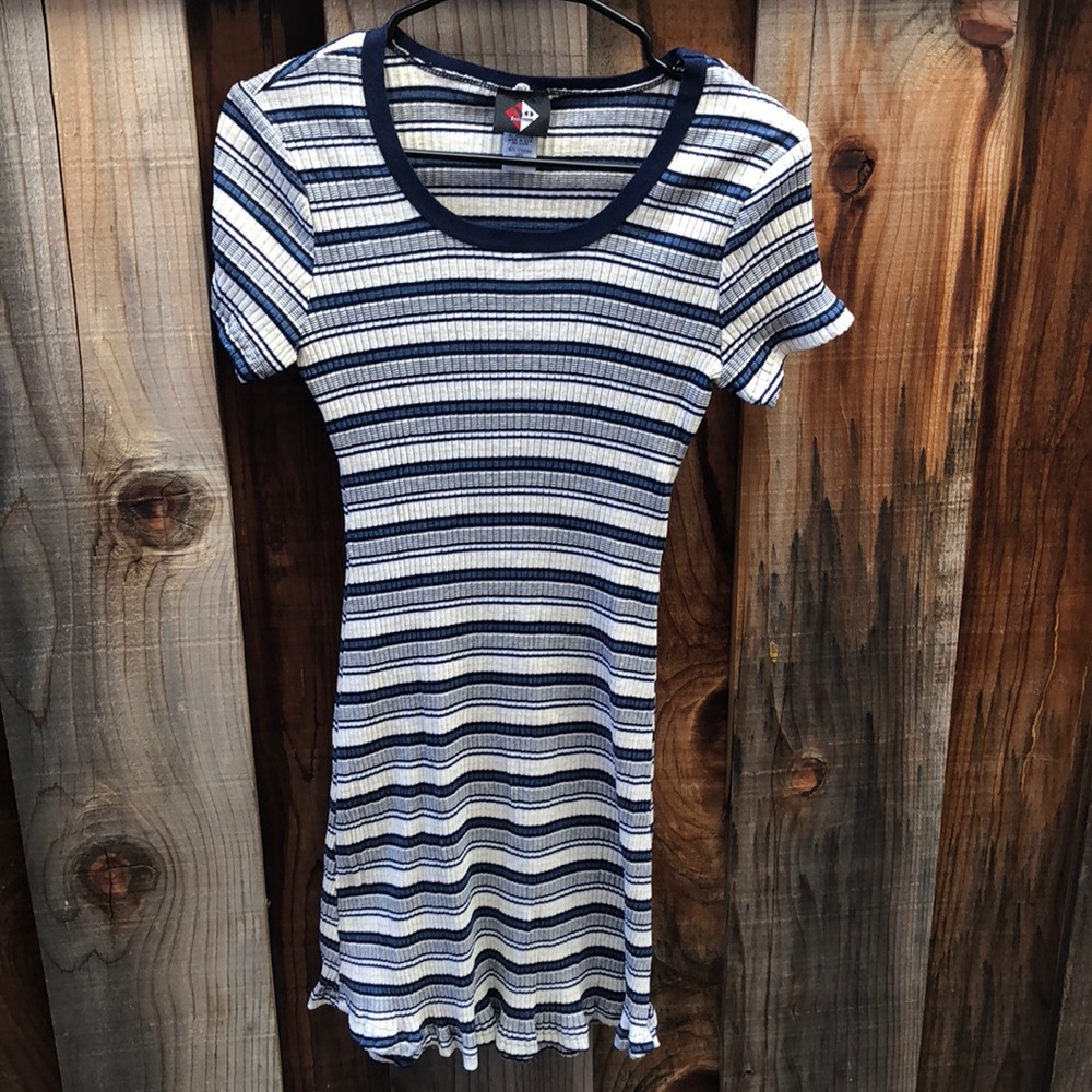 90s form fitted dress